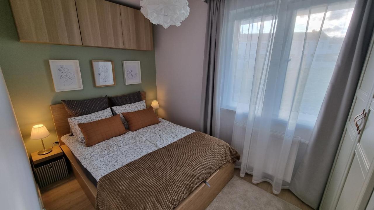 Apartament Mlody Gdansk - Bezplatny Parking, Mocne Wifi, Dobre Polaczenie Z Lotniskiem Экстерьер фото